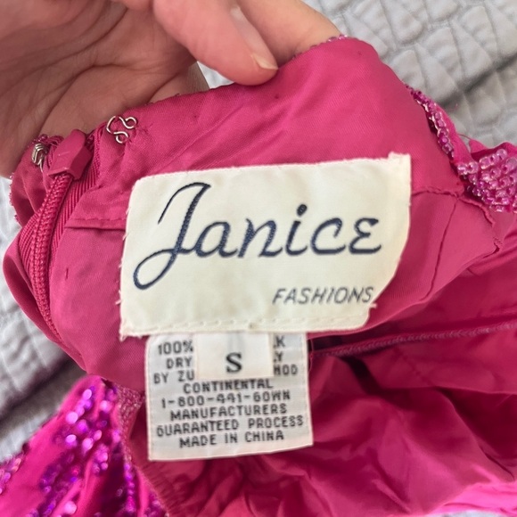 Barbie Vintage 1990s Evening Dress - Picture 4 of 4